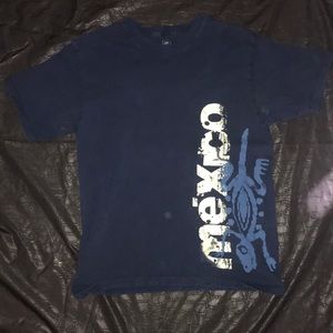 Men’s Shirt size Medium